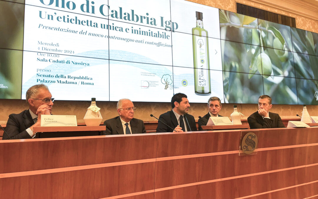 Olio di Calabria Igp al Senato, a Roma, per presentare un’etichetta “unica e inimitabile” con il nuovo contrassegno